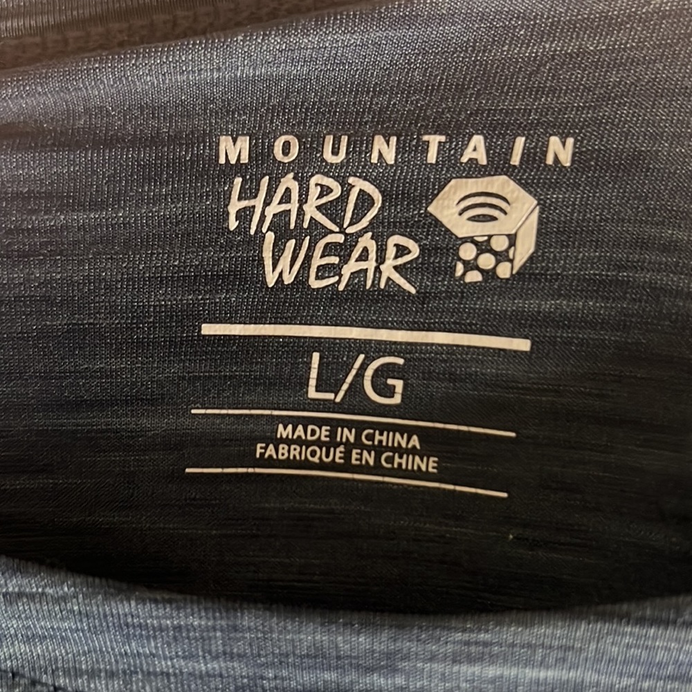Mountain Hardware Activewear Long Sleeved Shirt w/ Zip Pocket Navy - Size Large - Picture 2 of 6